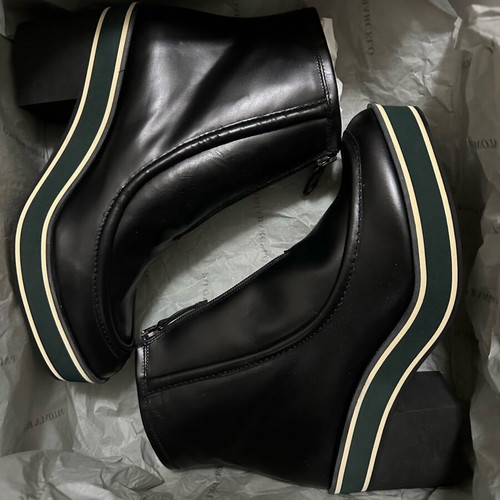 Paloma Barceló black ankle boots with green stripe new