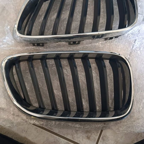 BMW F22 kidney grilles series 2 coupe like new factory