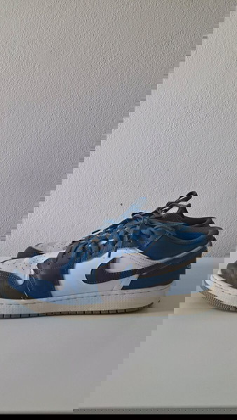 Air jordan low SE white/blue
