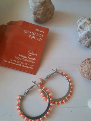 Vintage earrings orange and white like new