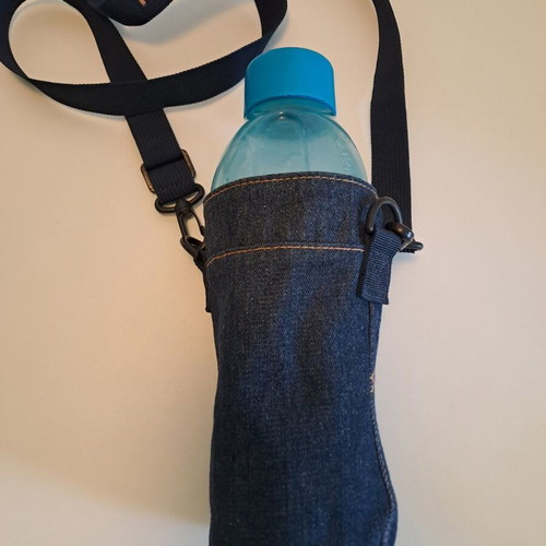 Tupperware Jeans bag for 1L and 750ml bottles like new