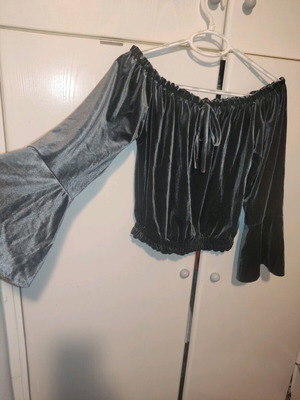 Velvet top gray metallic one size new