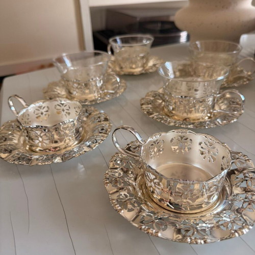 Vintage tea set 6 cups with glass and perforated metal bases like new