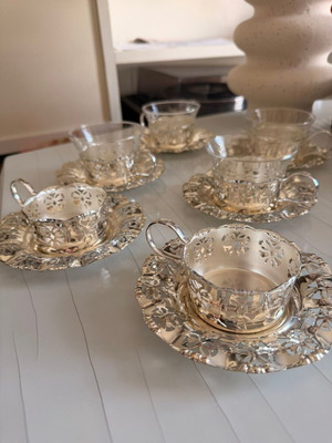 Vintage tea set 6 cups with glass and perforated metal bases like new