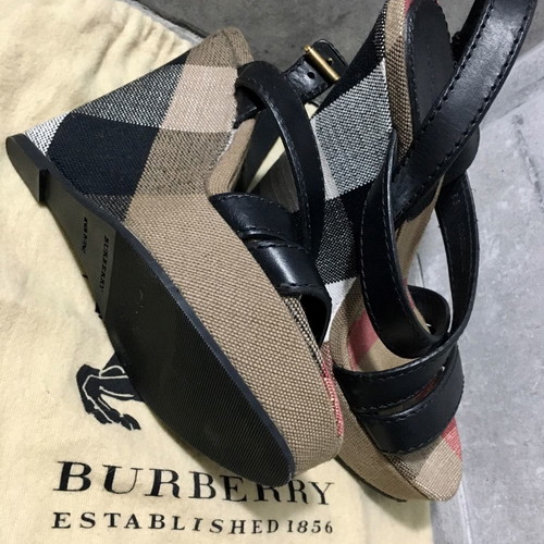 Burberry shoes used, excellent condition, size 37-38