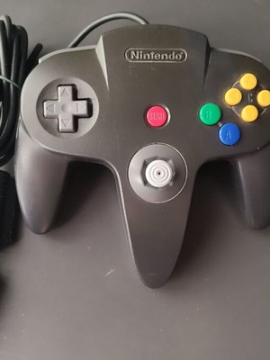 Nintendo 64 μαύρο χειριστήριο μεταχειρισμένο, λειτουργεί κανονικά