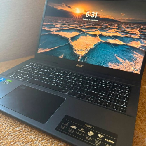 Acer Aspire 7 gaming laptop like new with Intel Core i5 and RTX 3050