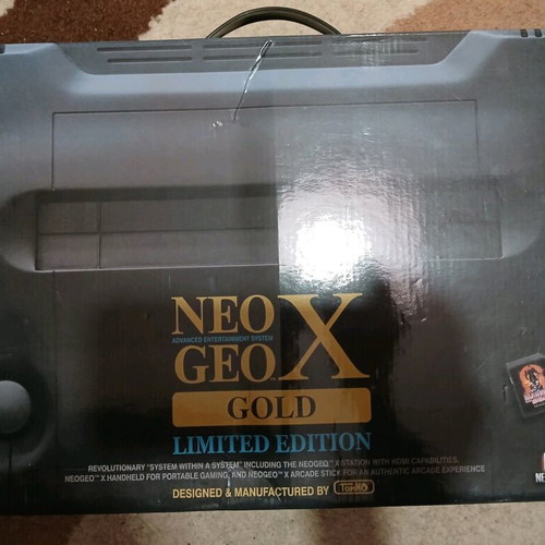 Neo Geo X Gold Limited Edition like new