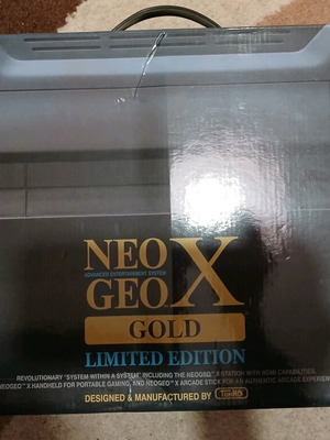 Neo Geo X Gold Limited Edition like new