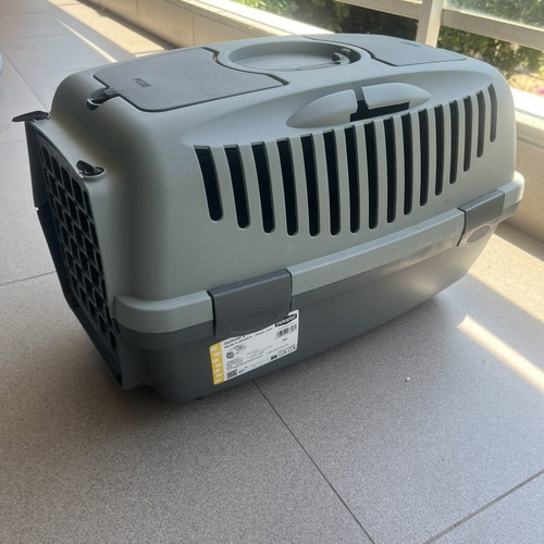 Pet Carrier with Removable Top and Door, New