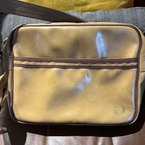 Fred Perry Messenger Shoulder Bag like new, beige and brown