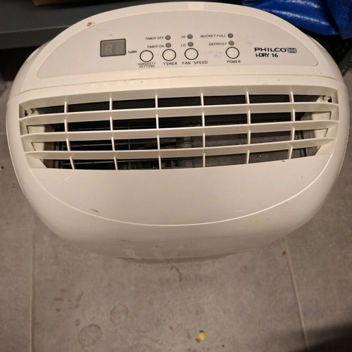 Philco i Dry 16 lt dehumidifier lightly used