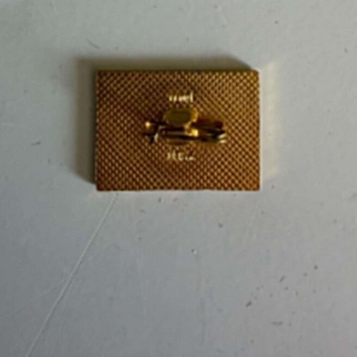 Soviet collectible pin USSR Lenin trilingual used
