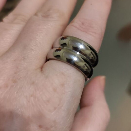 Silver ring new stainless steel size 9 with linked bands design