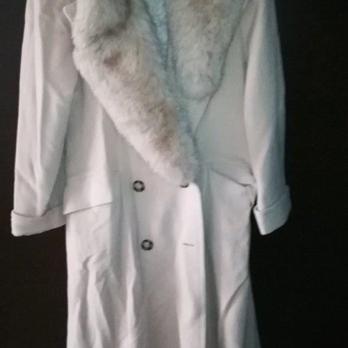 Wool women's coat used with fur collar size medium beige-camel