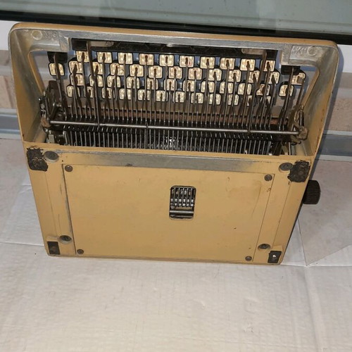Łucznik 1301 typewriter used vintage 70s