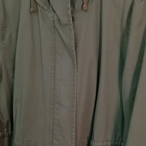 Benetton olive parka like new with waist cord