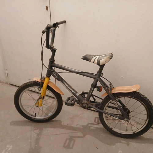 Orient children's bicycle 16 inches used, black