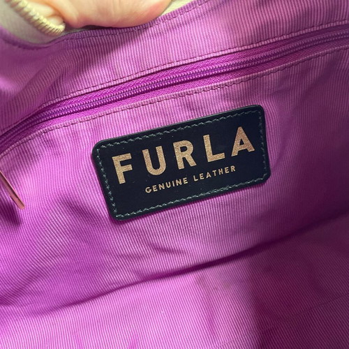Furla Diamante shoulder bag like new, beige