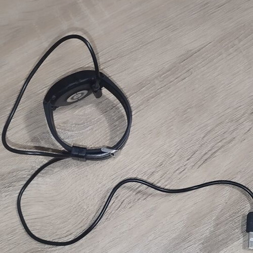 Smart watch with mobile app connection, black