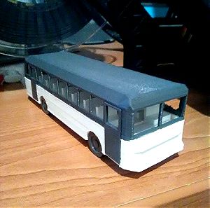Μοντελισμος, λεωφορείο 12 x 3.5 x 3 cm