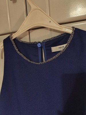Mango mini dress like new, dark blue crepe fabric
