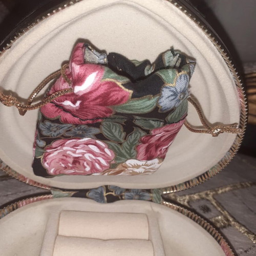 Jewelry box new small floral with pouch, 11x13 cm