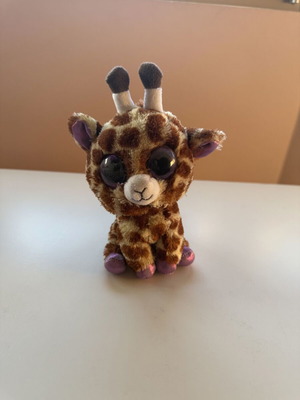Ty giraffe plush new