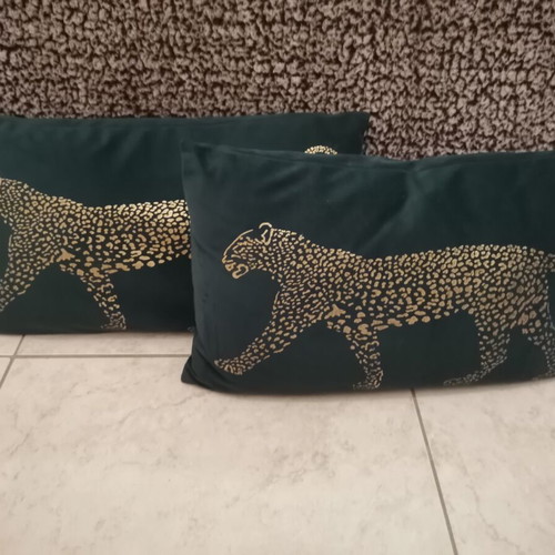 Modernhome velvet pillows with gold leopard print, pack of 2, dark green