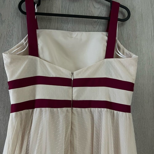 Attrattivo formal dress size large, like new, beige with burgundy details