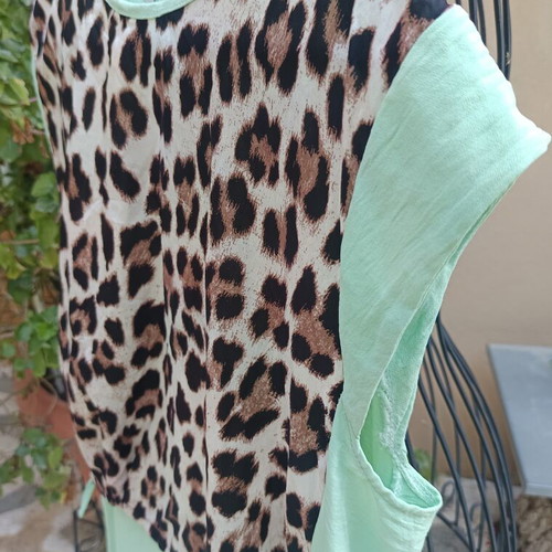 Set with Mint Color Pants and Sleeveless Leopard Print Top New