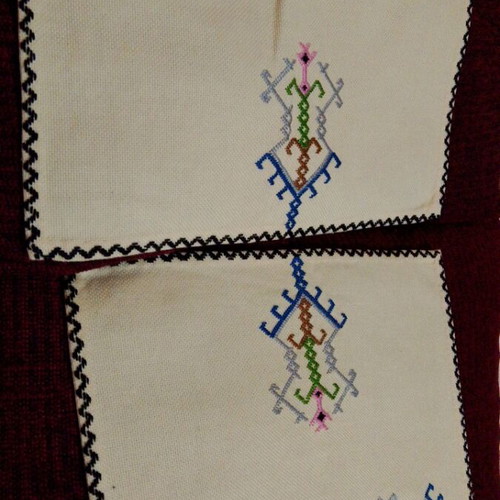 Handmade doilies like new with multicolor embroidery on ecru