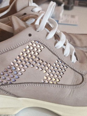 Sneakers women's used, beige gray suede with leather, size 37