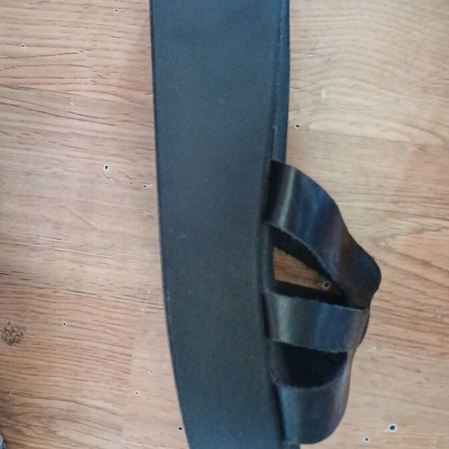 Kiss Kriss black plastic sandals like new, size 38
