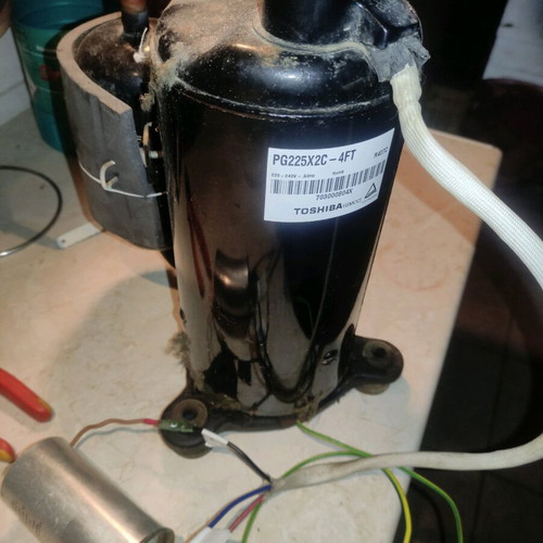 Toshiba compressor used with capacitor, sturdy construction