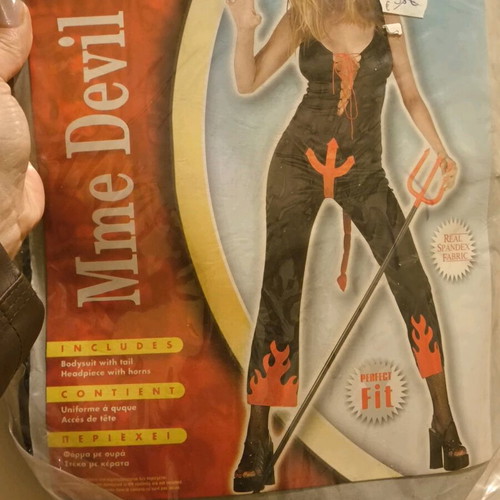 Carnival costume woman devil new in black and red