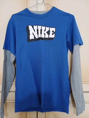 Nike long-sleeve seasonal shirt for 12-year-old boy like new, blue gray