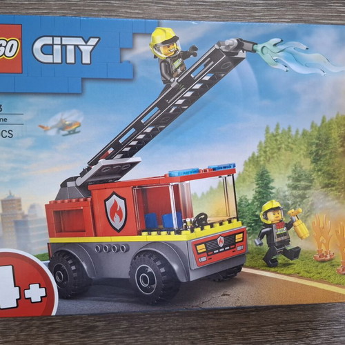 Lego City Fire Engine sealed, new