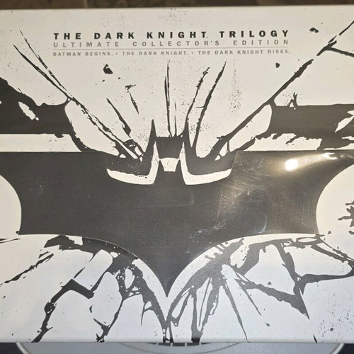 Dark Knight Trilogy Ultimate Collectors Edition Blu-Ray like new with subtitles