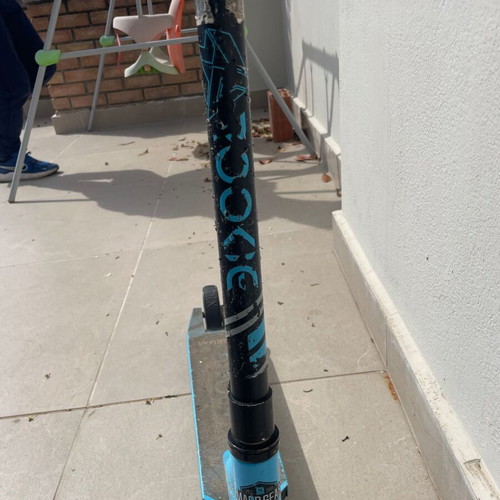 Madd Gear Carve Rookie Freestyle Scooter used, ages 4-7 with helmet gift