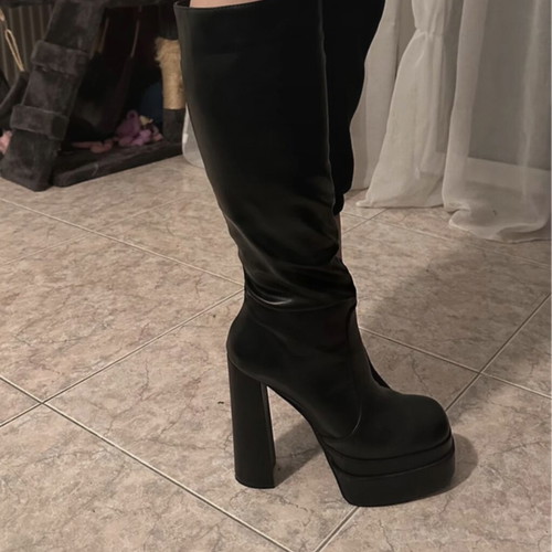 Platform boots like new, leather, size 40, black