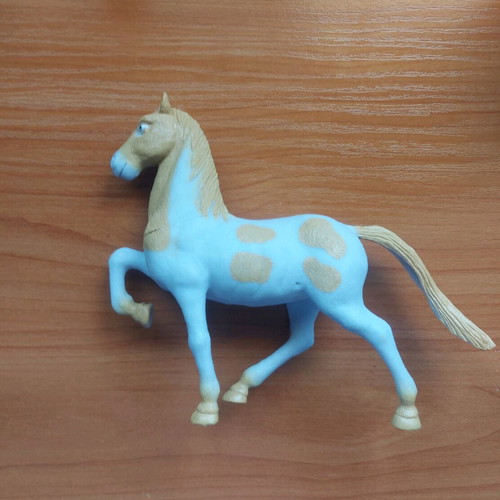 Horse figure that glows like new