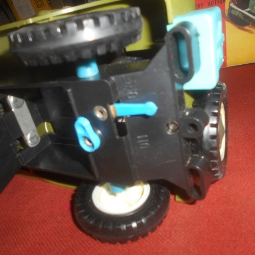 Lyra Army Jeep battery-operated military vehicle 1960-1970, like new