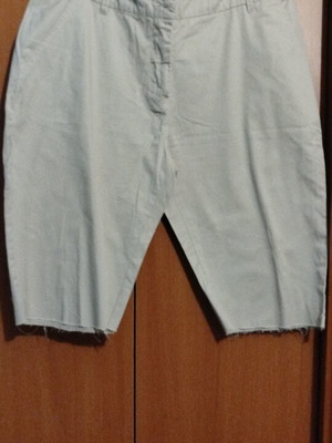 Beige Bermuda shorts like new, size S