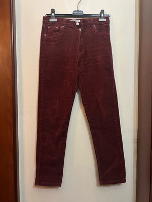 Burgundy corduroy pants Pull&Bear