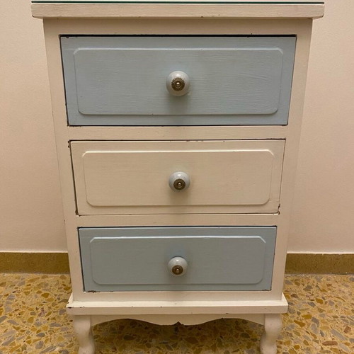 Chest of drawers used with glass top and three deep drawers