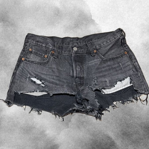 Levi's Black Distressed Denim Shorts like new, size M 38 10