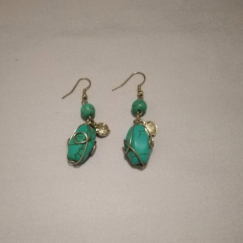 Handmade turquoise dangle earrings like new