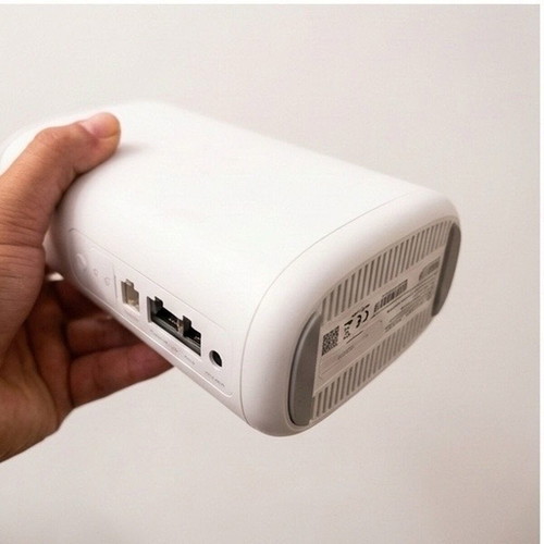4G Router new with SIM card and wireless connection