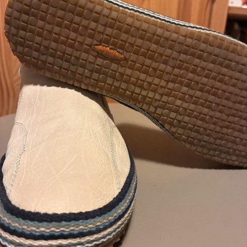Logan men's leather espadrilles size 42 like new, white multicolor